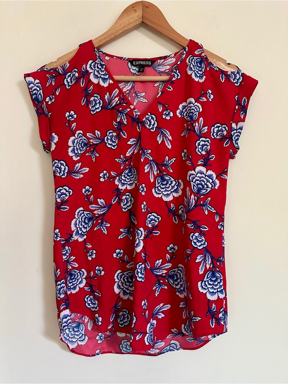 Express Floral Cold-Shoulder Top